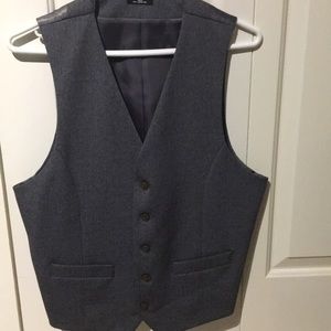 Men’s medium Haggar vest
